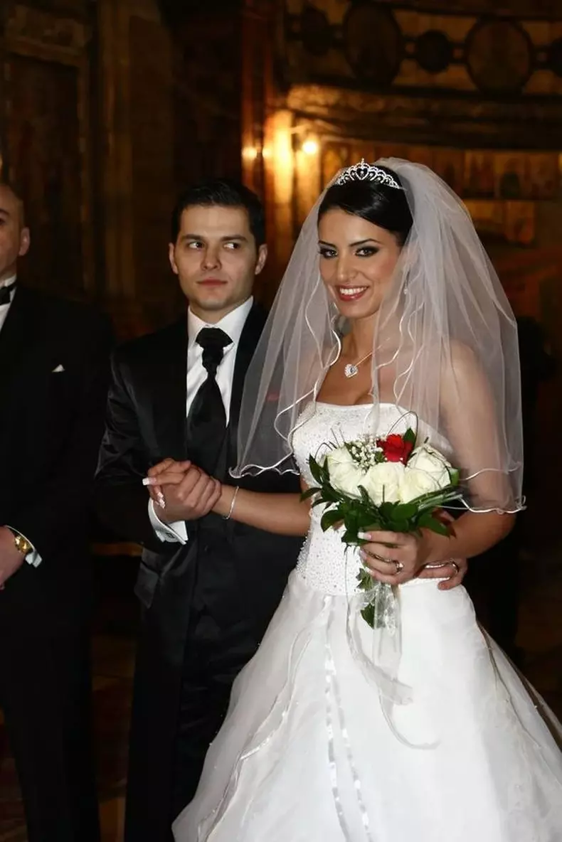 liviua si adelina