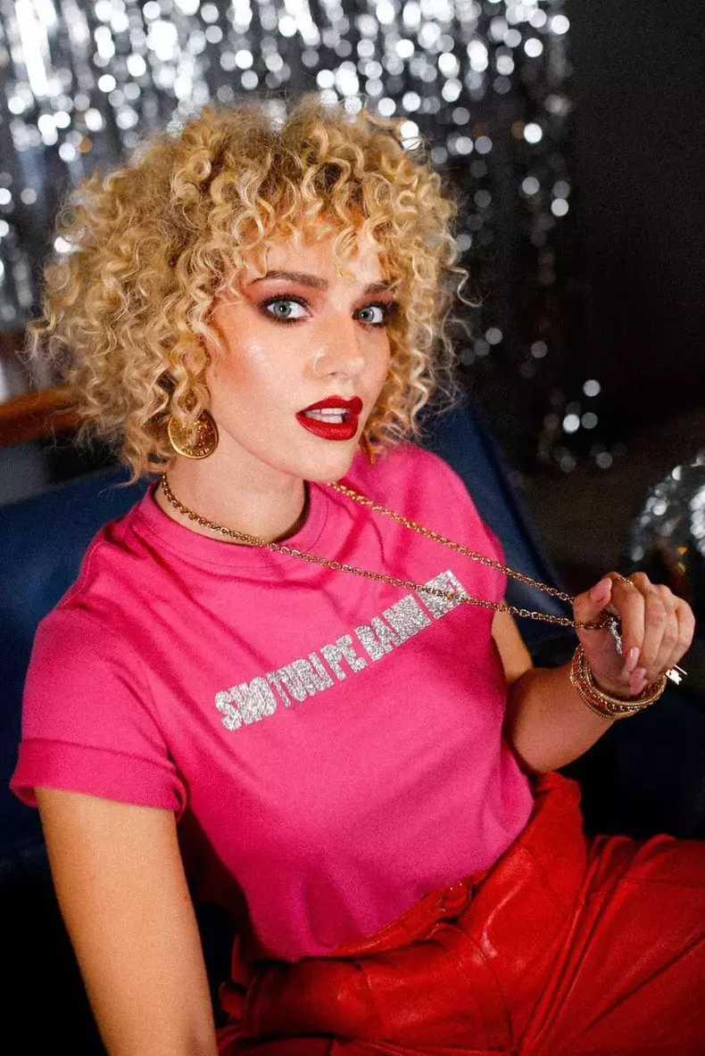 alexia-talavutis-513243l