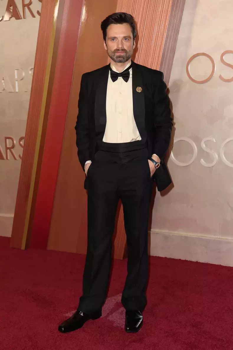 sebastian-stan-oscar-2025-4