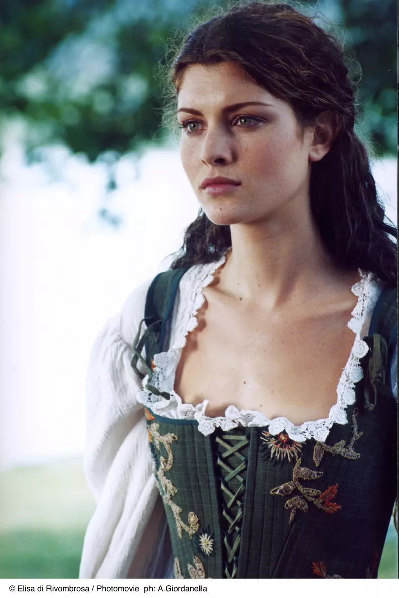 Prima TV anunță lansarea unui nou sezon al serialului „Elisa di Rivombrosa” (3)