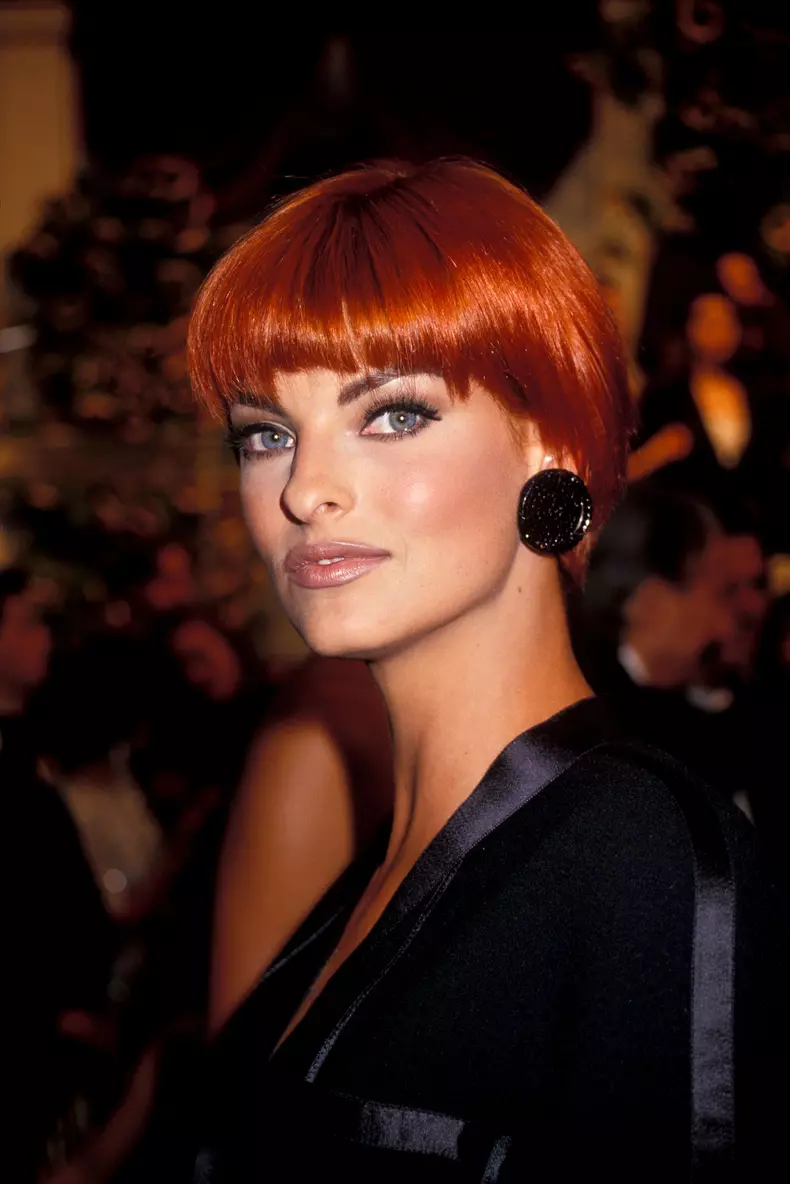 Linda_Evangelista_1990.jpg