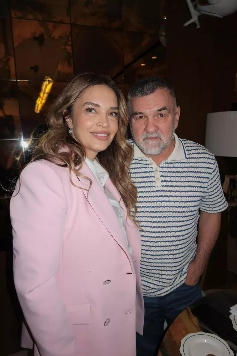 Leonard Doroftei și soția lui, Monica (1)
