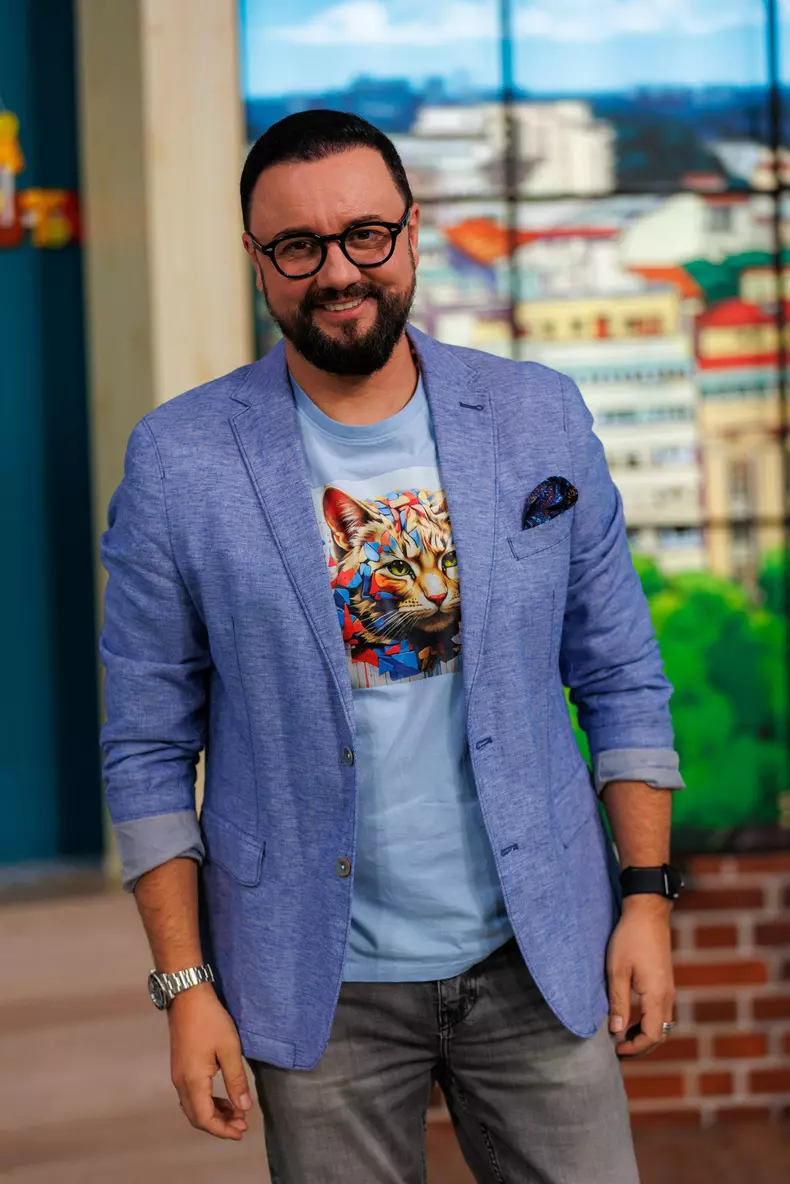 catalin maruta cu sacou