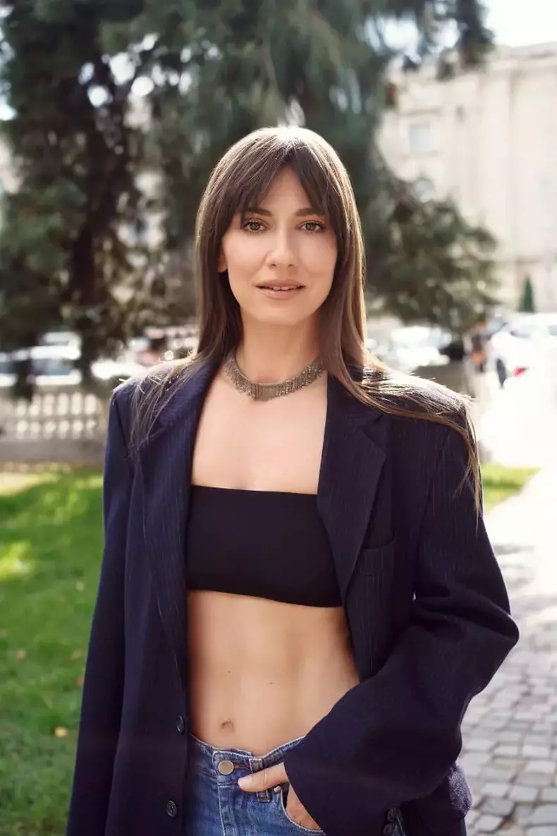 Dana Rogoz (5)