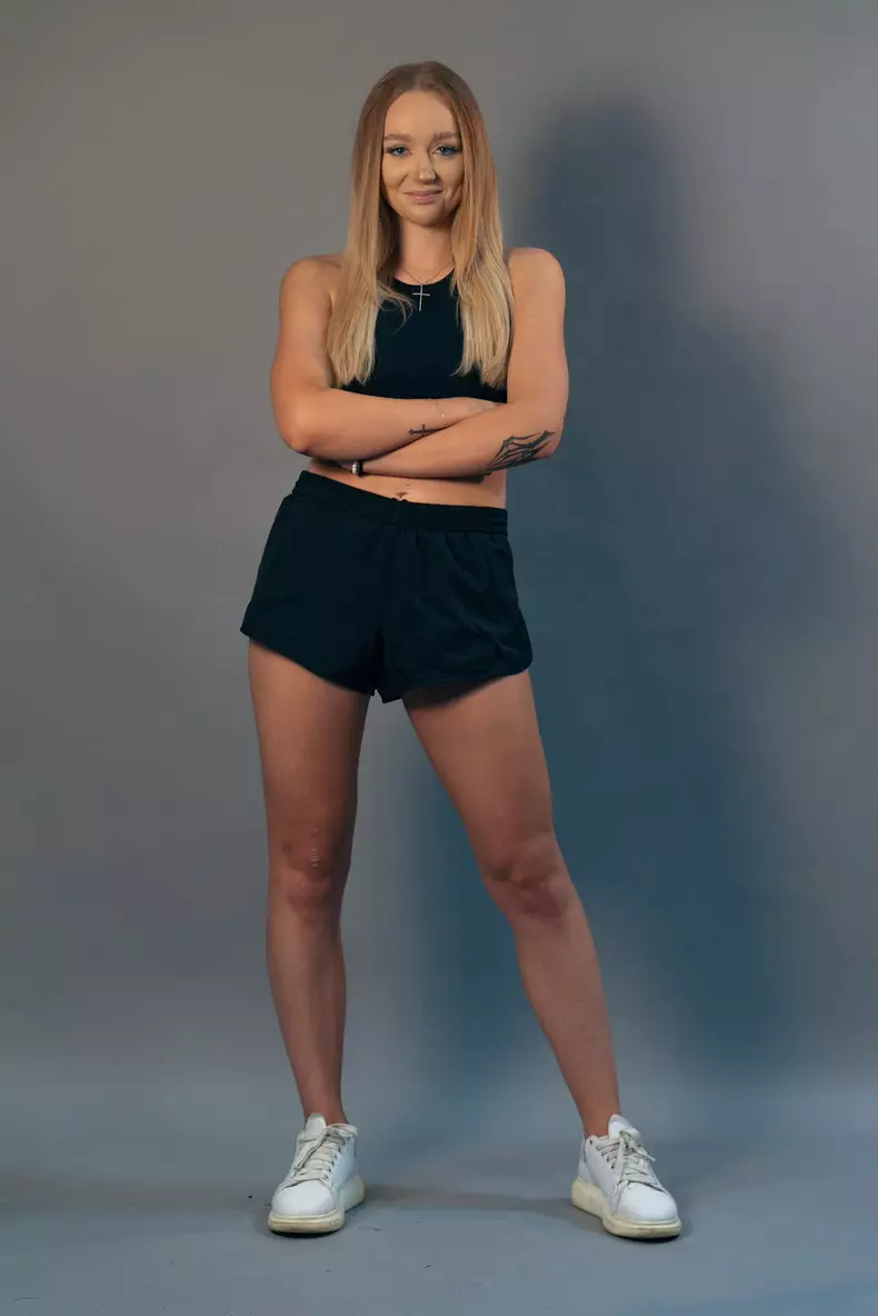 scandal-survivor-daria-chiper