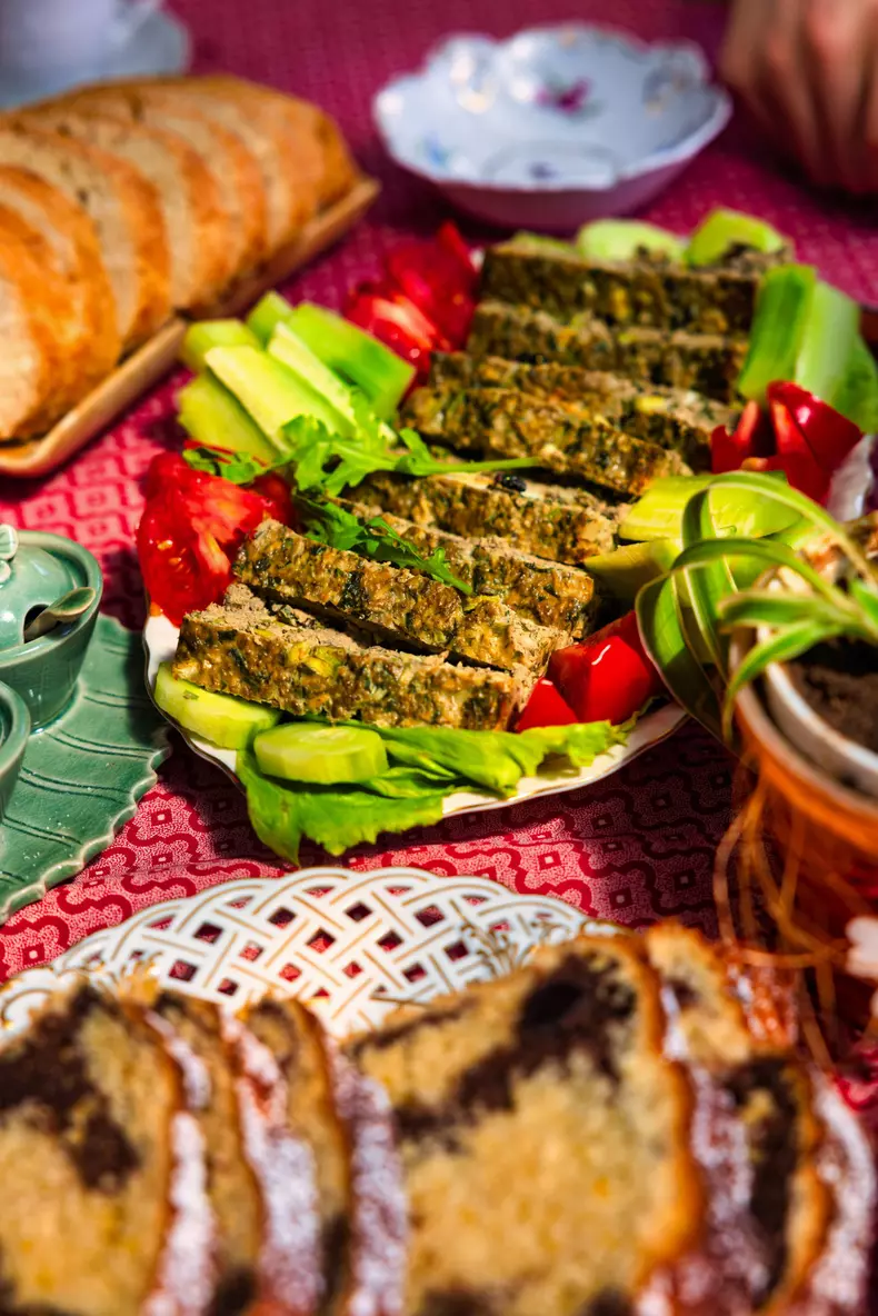 Rustic,Romanian,Easter,Table,Featuring,Lamb,Drob,With,Herbs,And