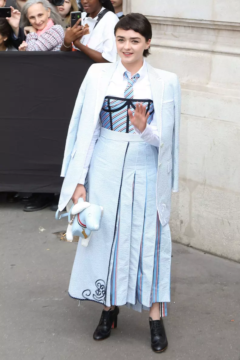 Maisie Williams, transformare dramatică pentru cel mai recent rol al ei. Actrița din „Game of Thrones”, obligată să slăbească 11 kilograme