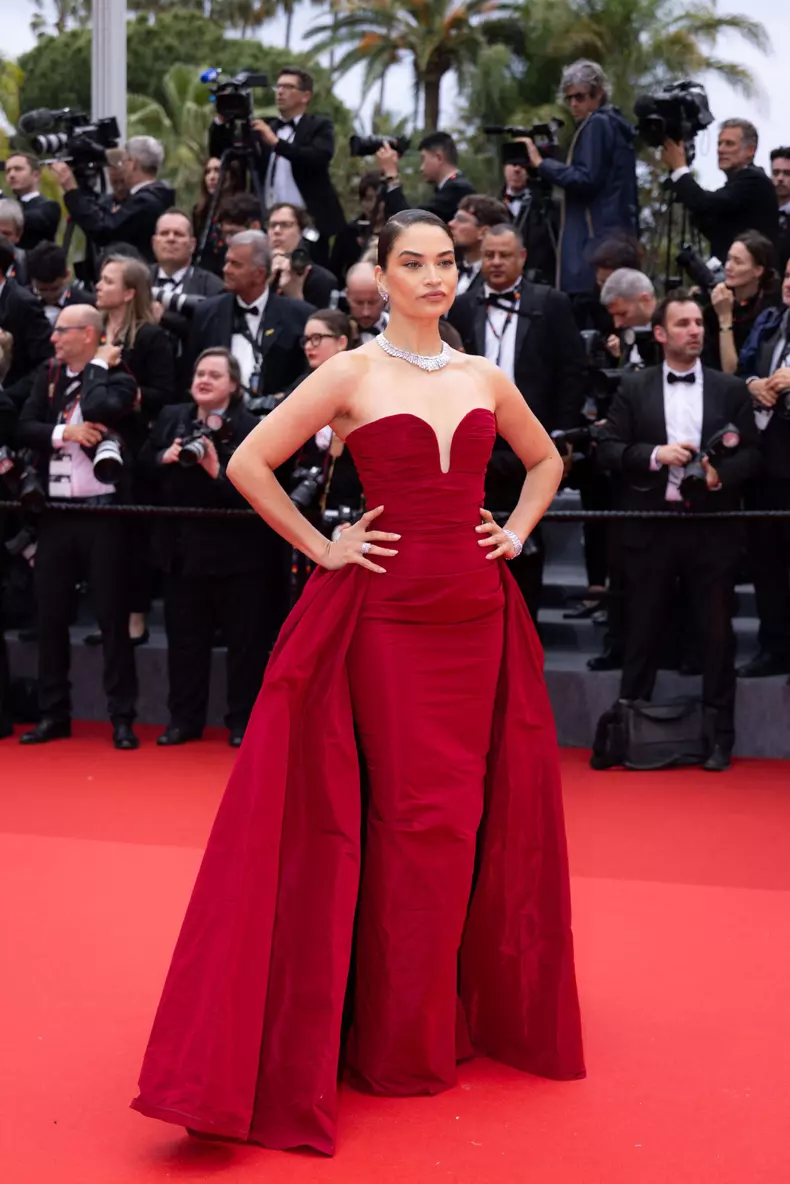 Shanina Shaik, la Cannes 2024