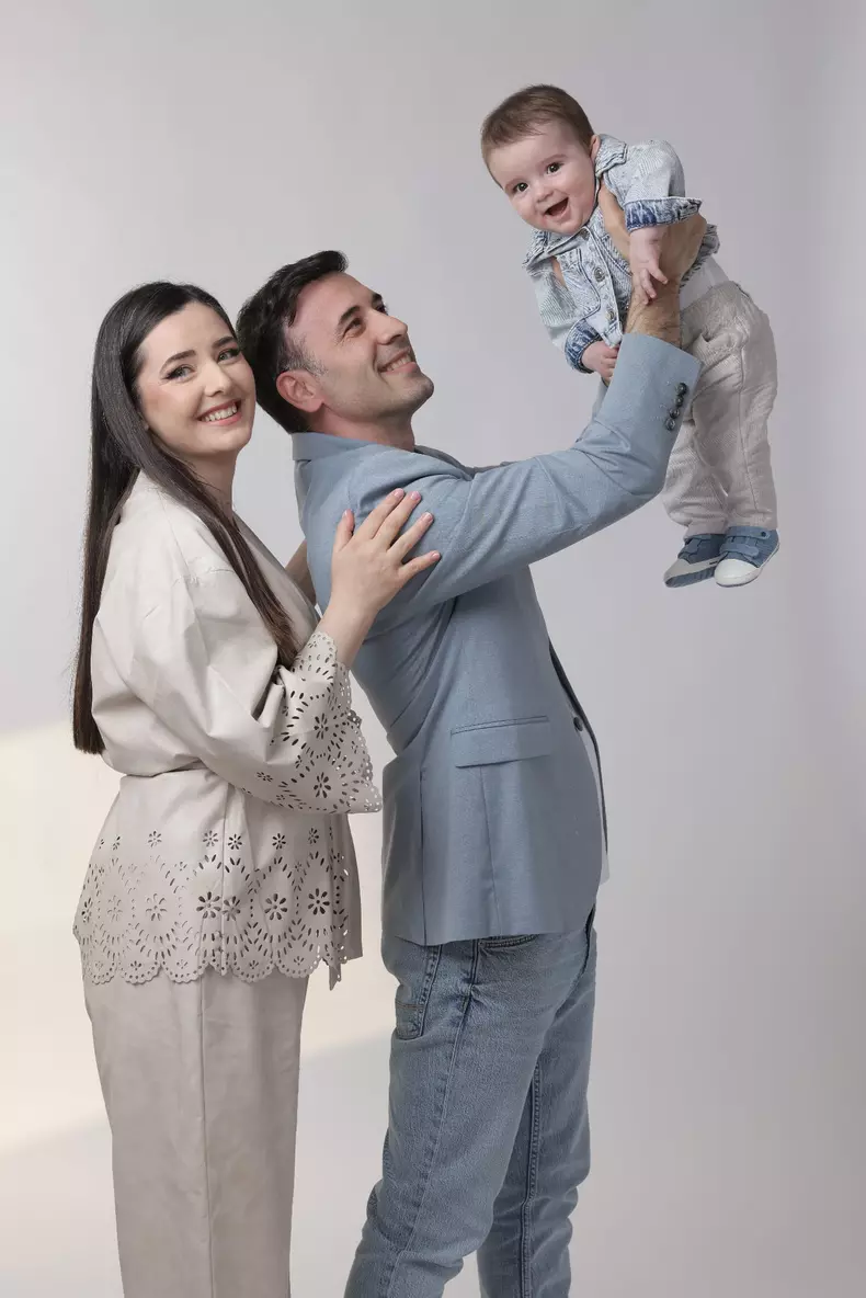 Marina-si-Daniel-Nitoiu-familie-3