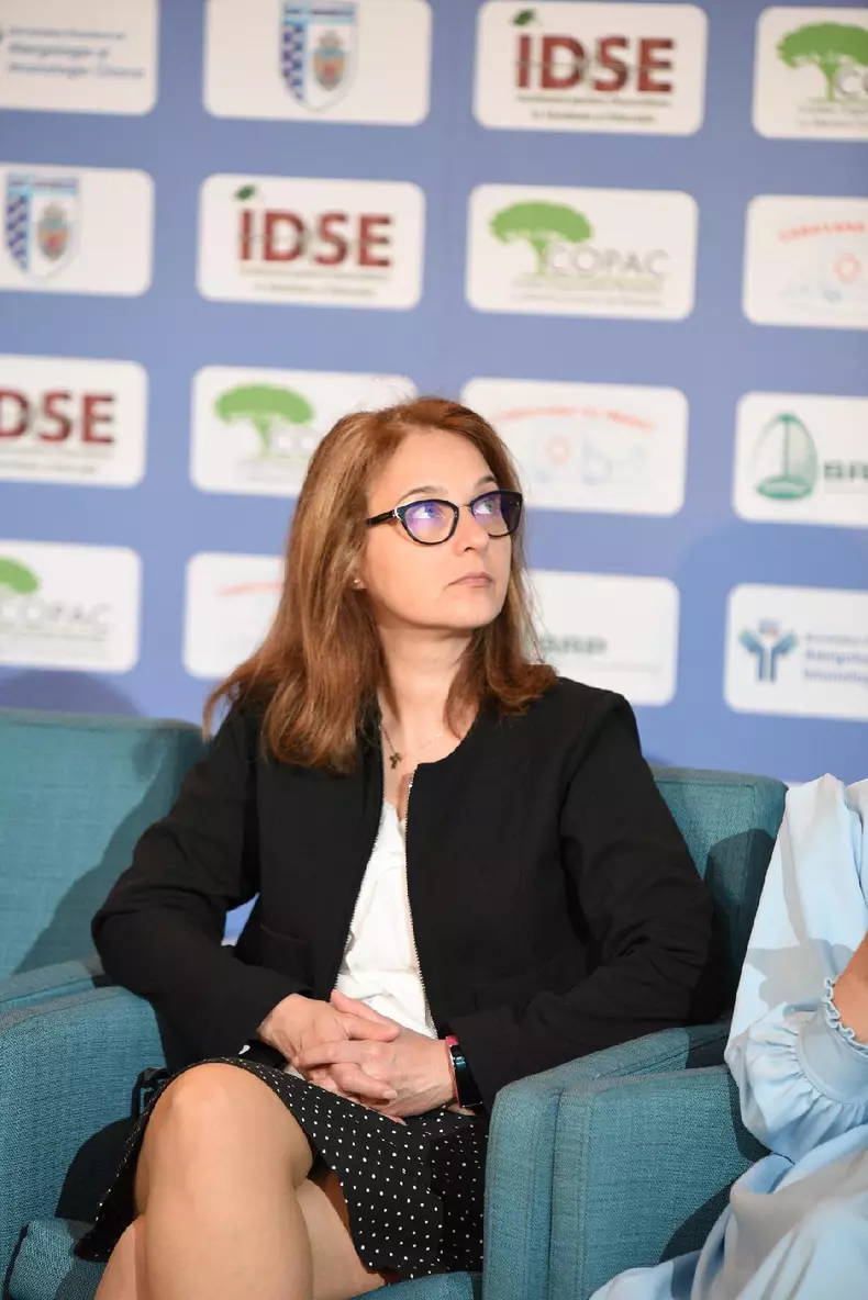 Dr. Rozalina Lepădatu