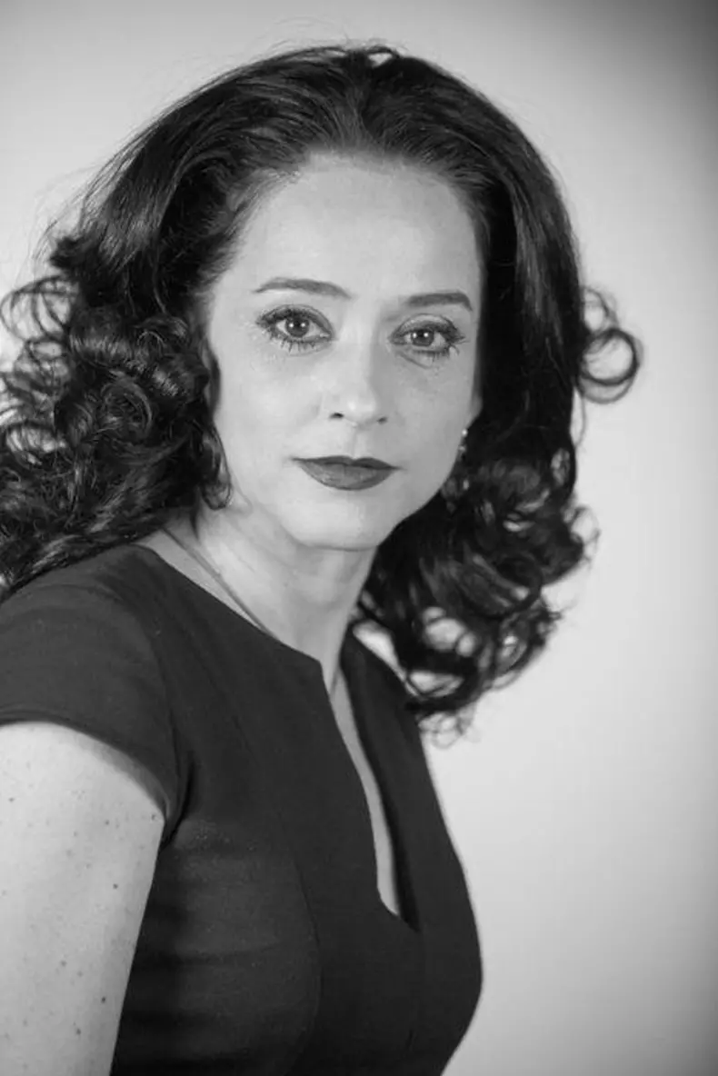 cine-este-ilinca-goia-7