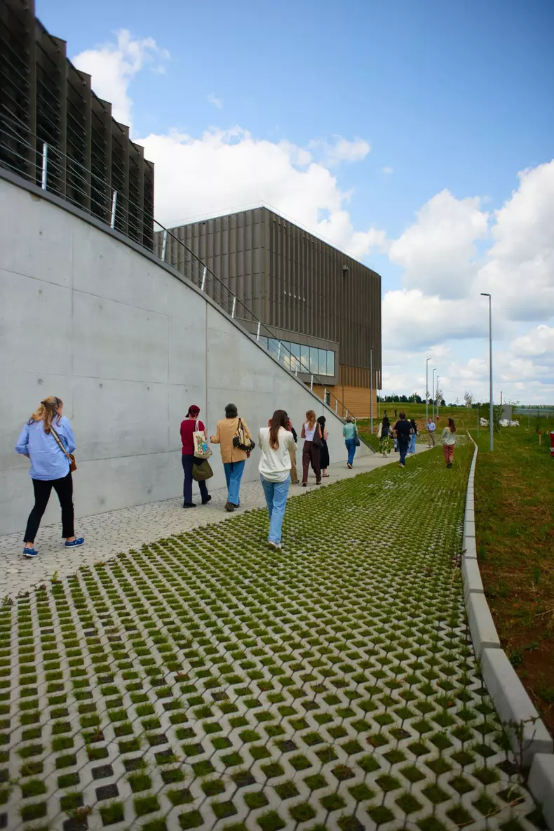 Weleda-Cradle-Campus (2)