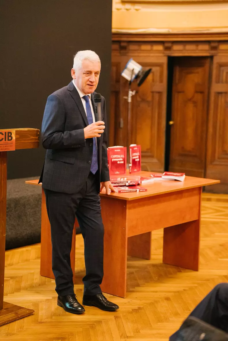 Adrian Tutuianu (4)
