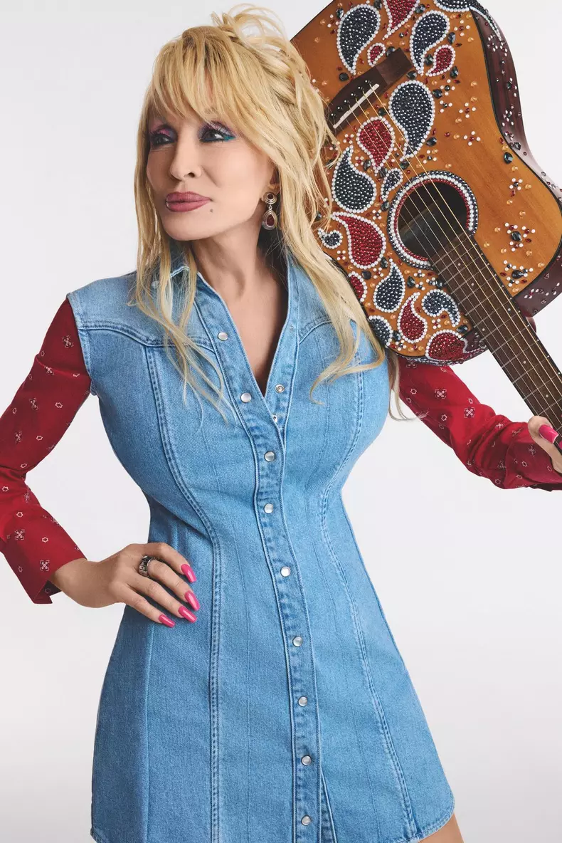 Dolly Parton11
