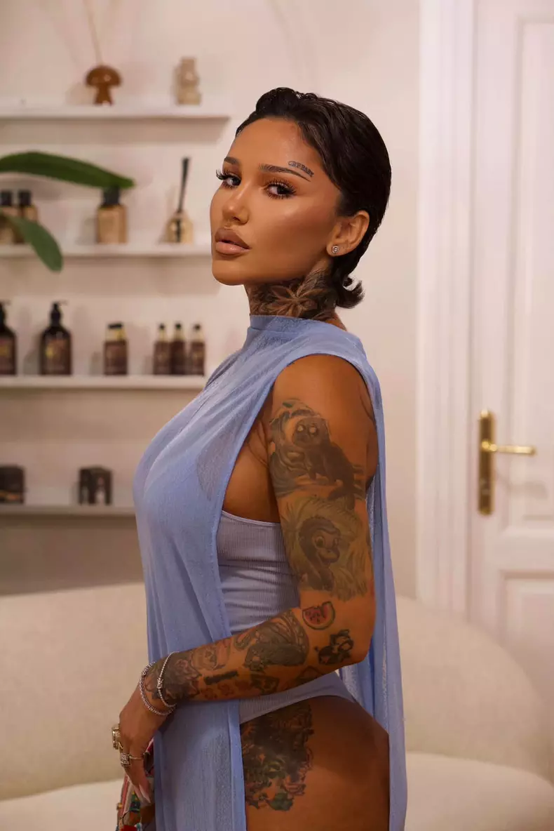 ispita Frankie2
