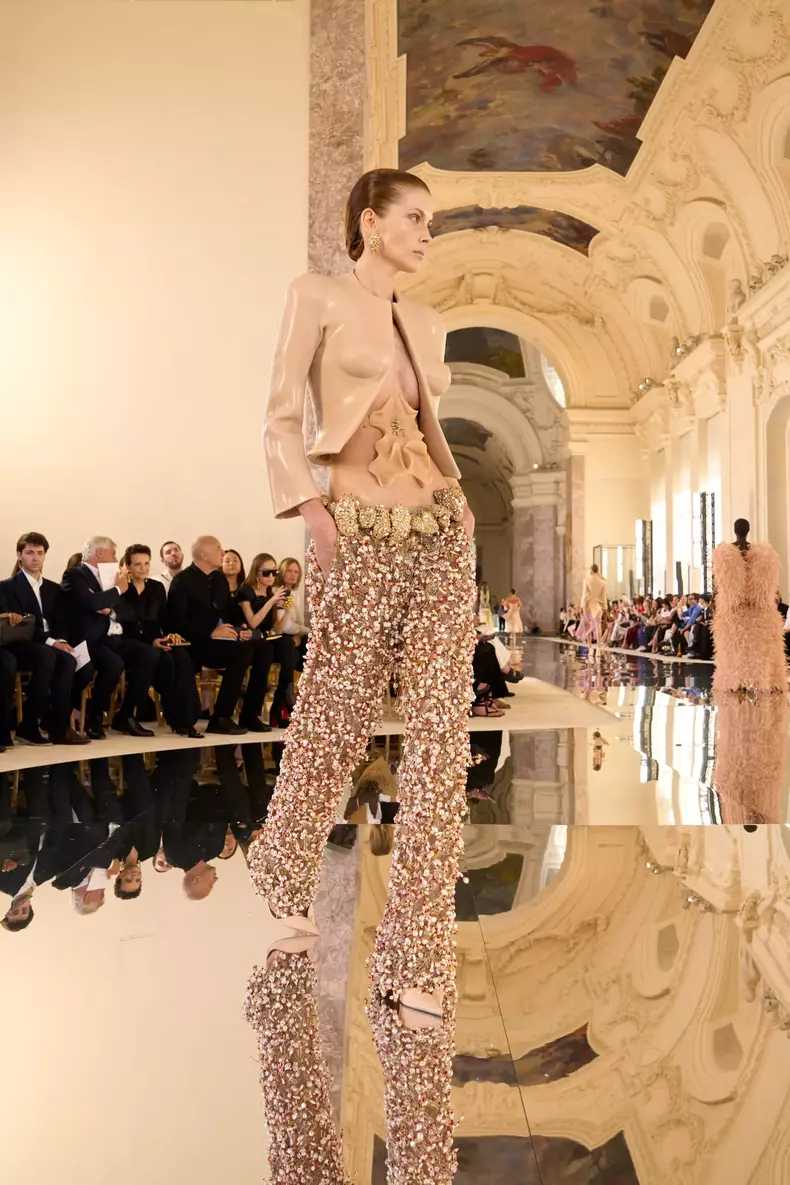 Schiaparelli Couture FW26 (8)