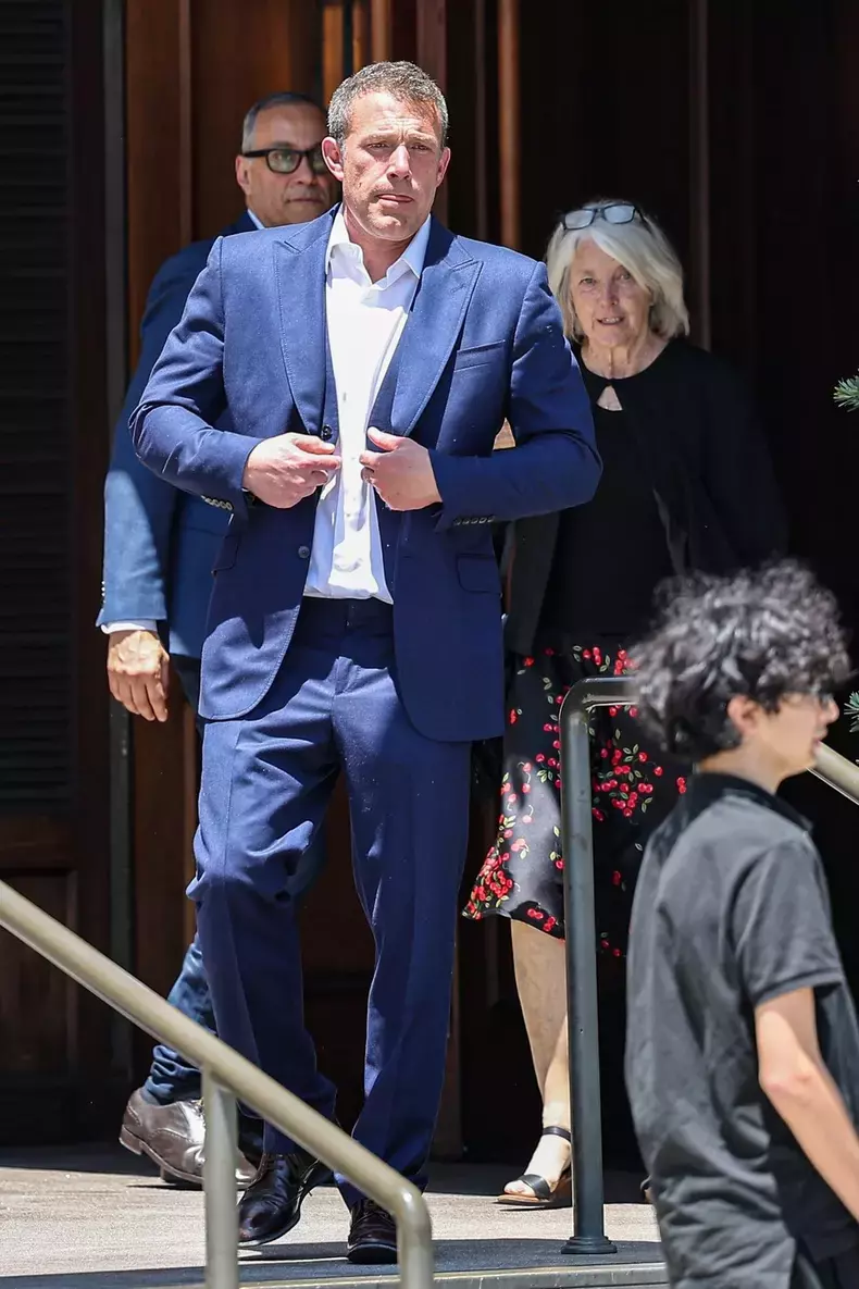 ben-affleck-98