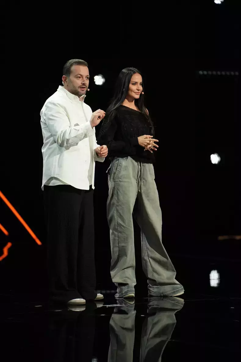 x factor prezentatori5