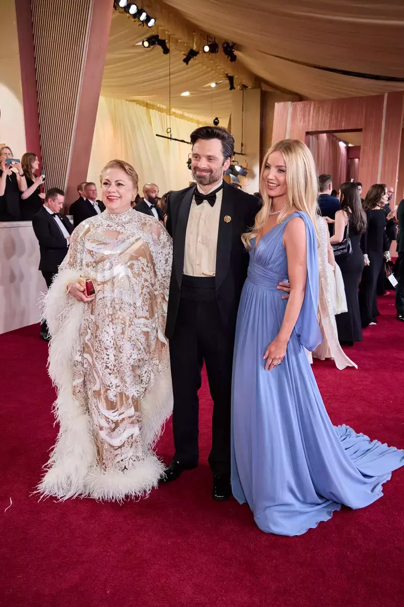 sebastian-stan-si-mama-oscar-2025-1