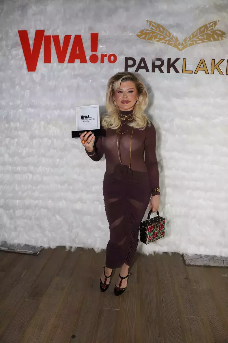 loredana groza la petrecerea viva