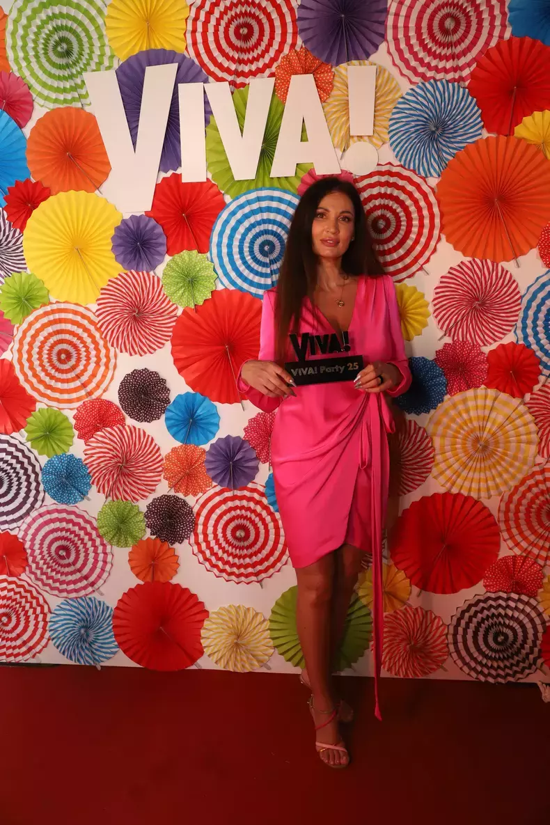 nicolela luciu petrecere viva2