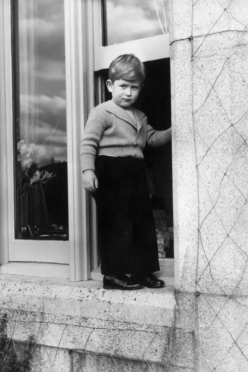hbz-prince-charles-1953-gettyimages-84722746-1541542877
