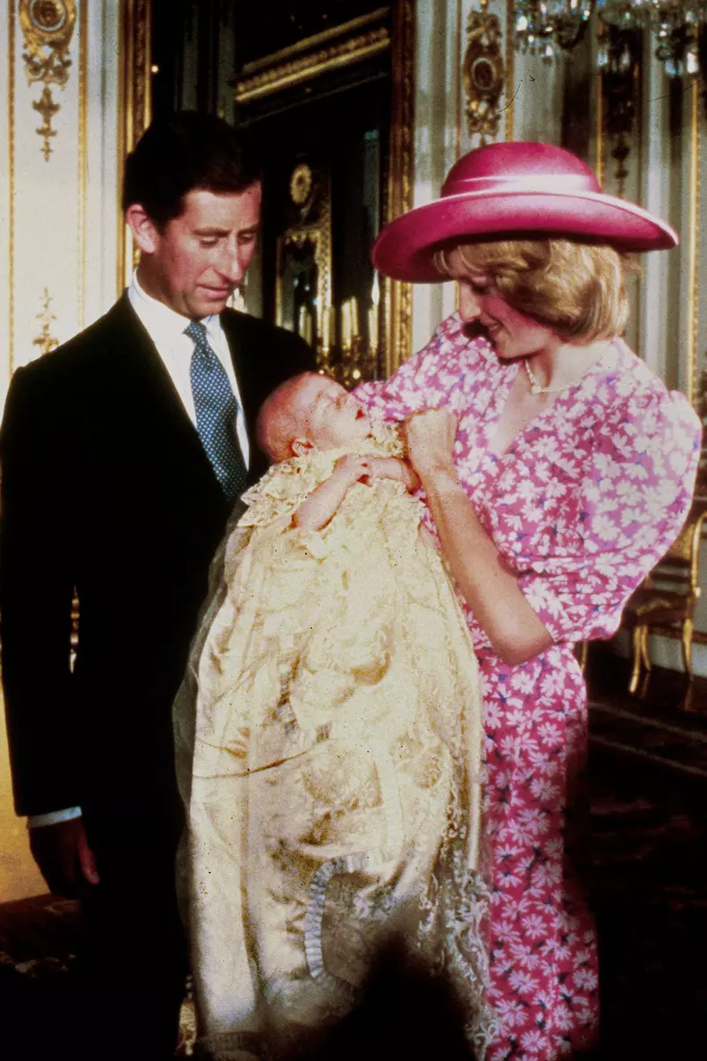 hbz-prince-charles-1982-gettyimages-76214516-1541542973
