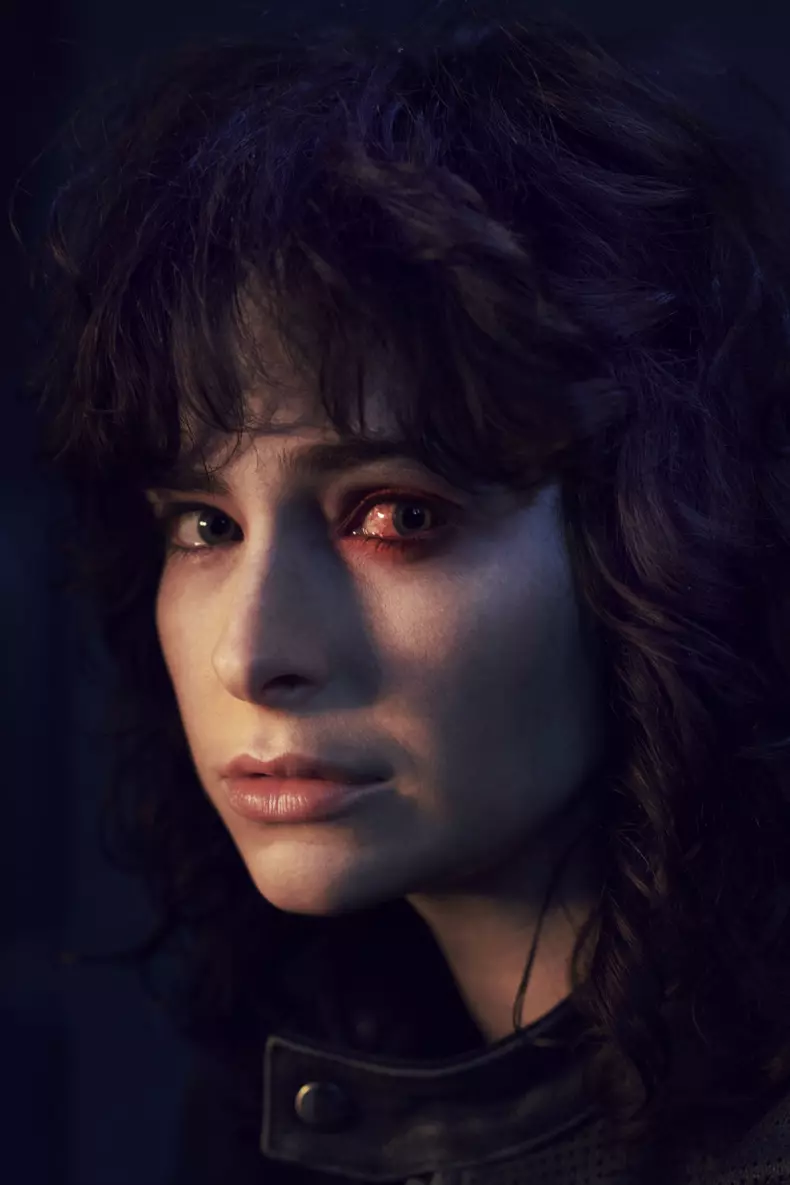 NOS4A2_PORTRAIT_Vic_0072_RT_01