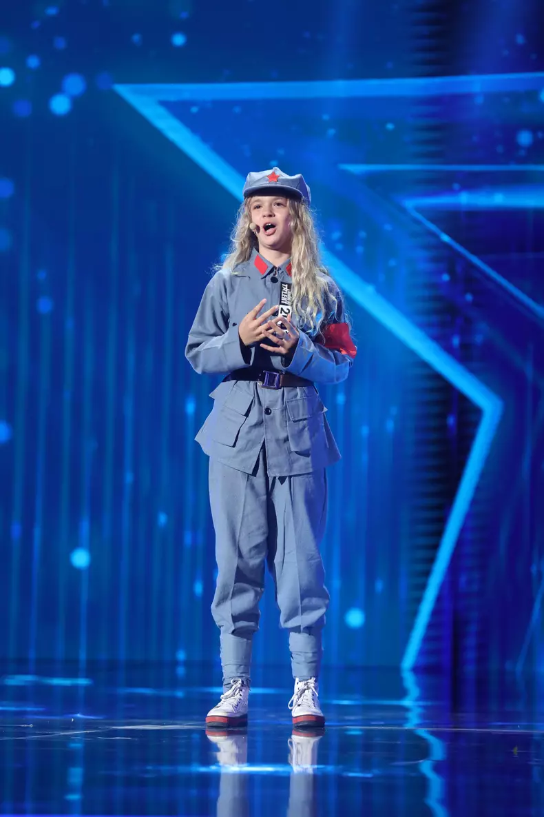 Siena Vuscan (golden buzz Andra)