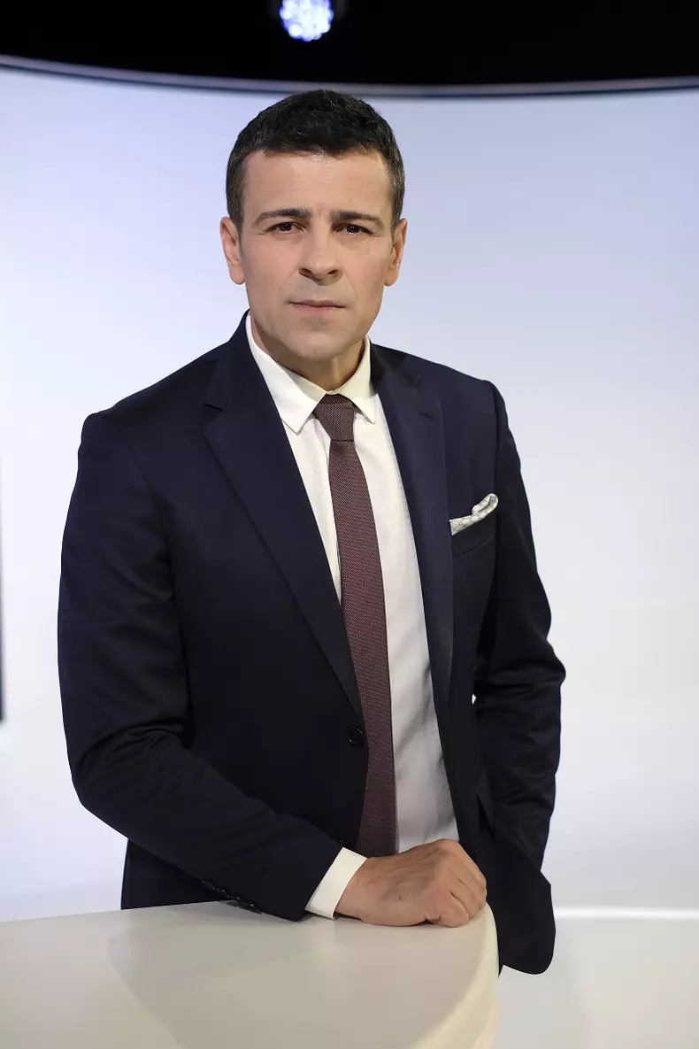 Florin Caruceru O nouă echipă de prezentatori la Observator. Cine prezintă Știrile de la ora 17 la Antena 1