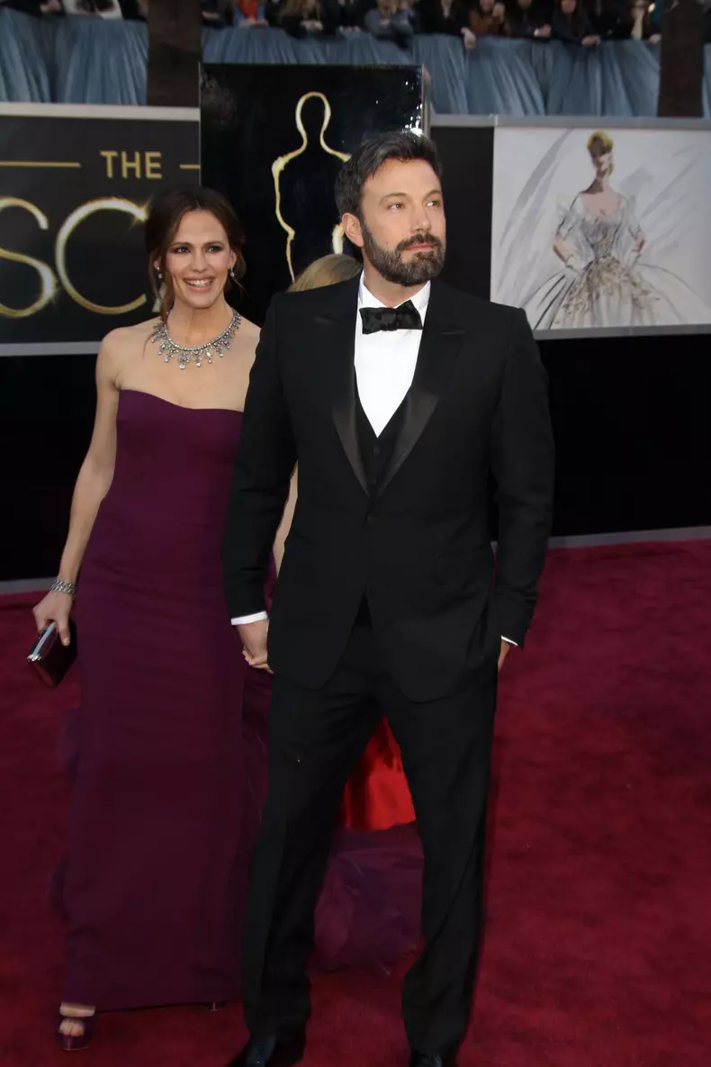 Ce făcea Jennifer Garner în timp ce Ben Affleck se căsătorea cu Jennifer Lopez în Las Vegas. Cum a fost surprinsă actrița