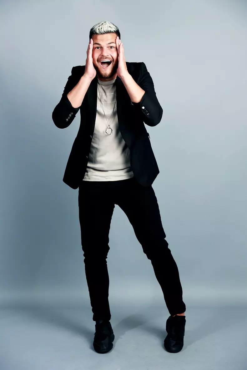 Razvan-Botezatu-Sunt-celebru-scoate-ma-de-aici