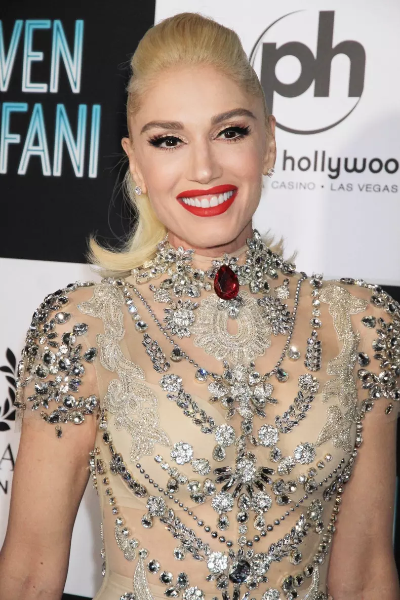 "Gwen Stefani - Just a Girl" grand opening