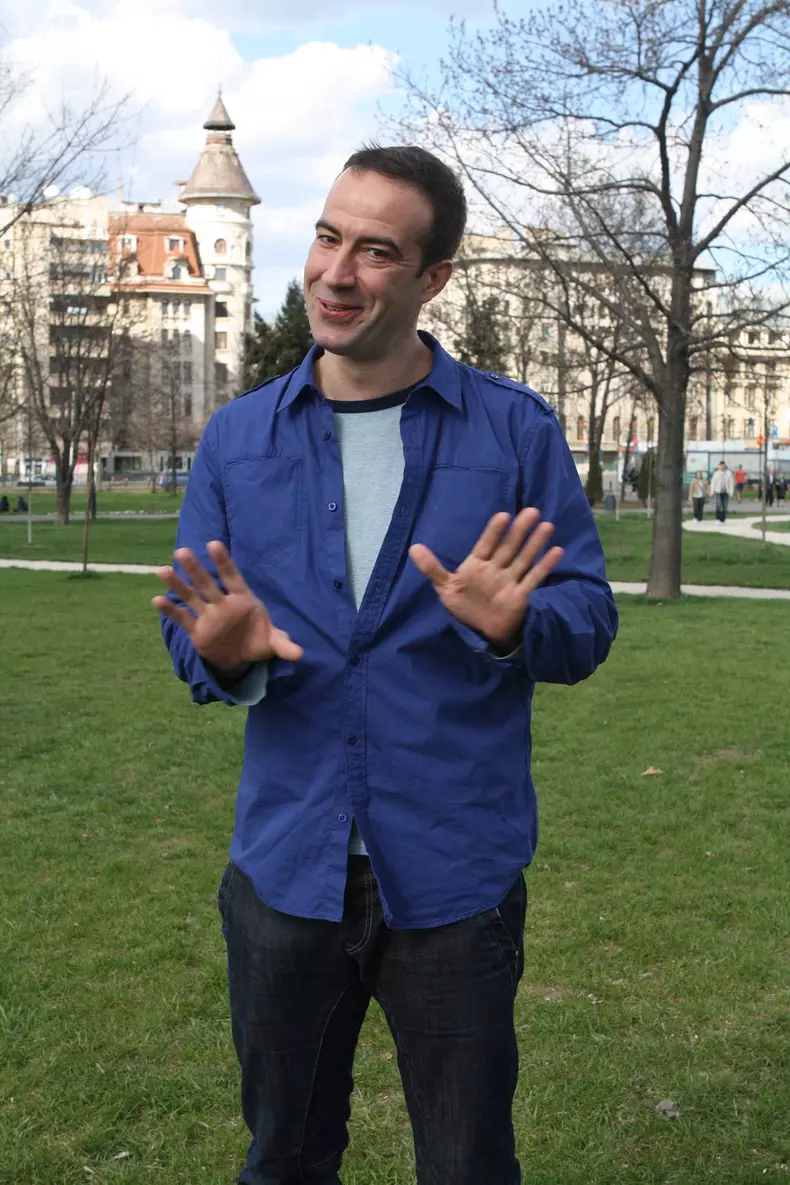 cum-a-ajuns-serban-pavlu-sa-faca-parte-din-echipa-„in-puii-mei-5