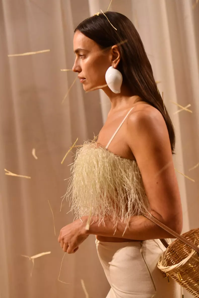 Leonardo DiCaprio, surprins alături de fosta iubită a lui Bradley Cooper. Ce au remarcat fanii