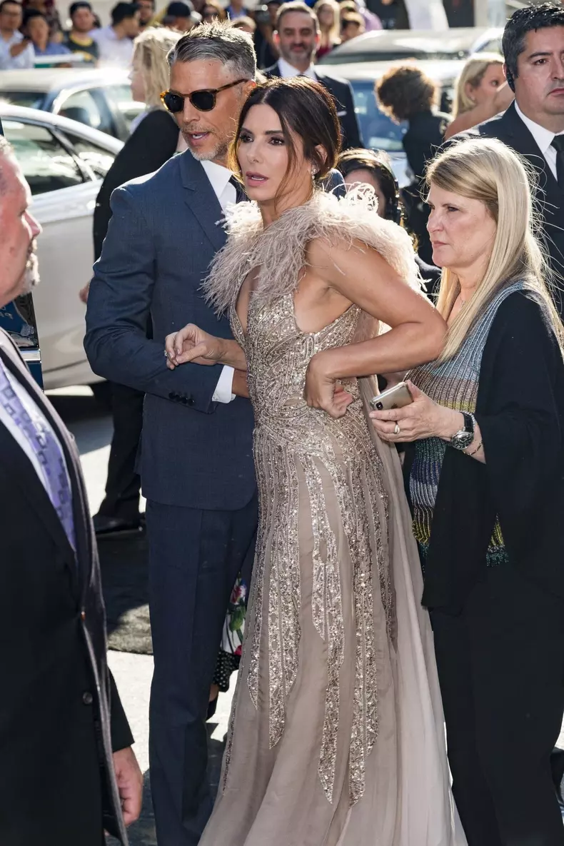 Bryan Randall, iubitul Sandrei Bullock, a murit la 57 de ani. Suferea în secret de o boală gravă