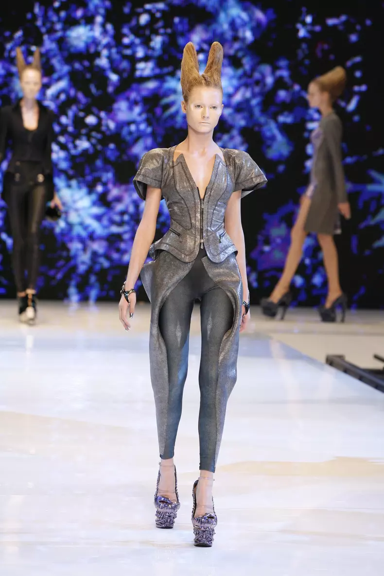 Alexander_McQueen__12_.jpg