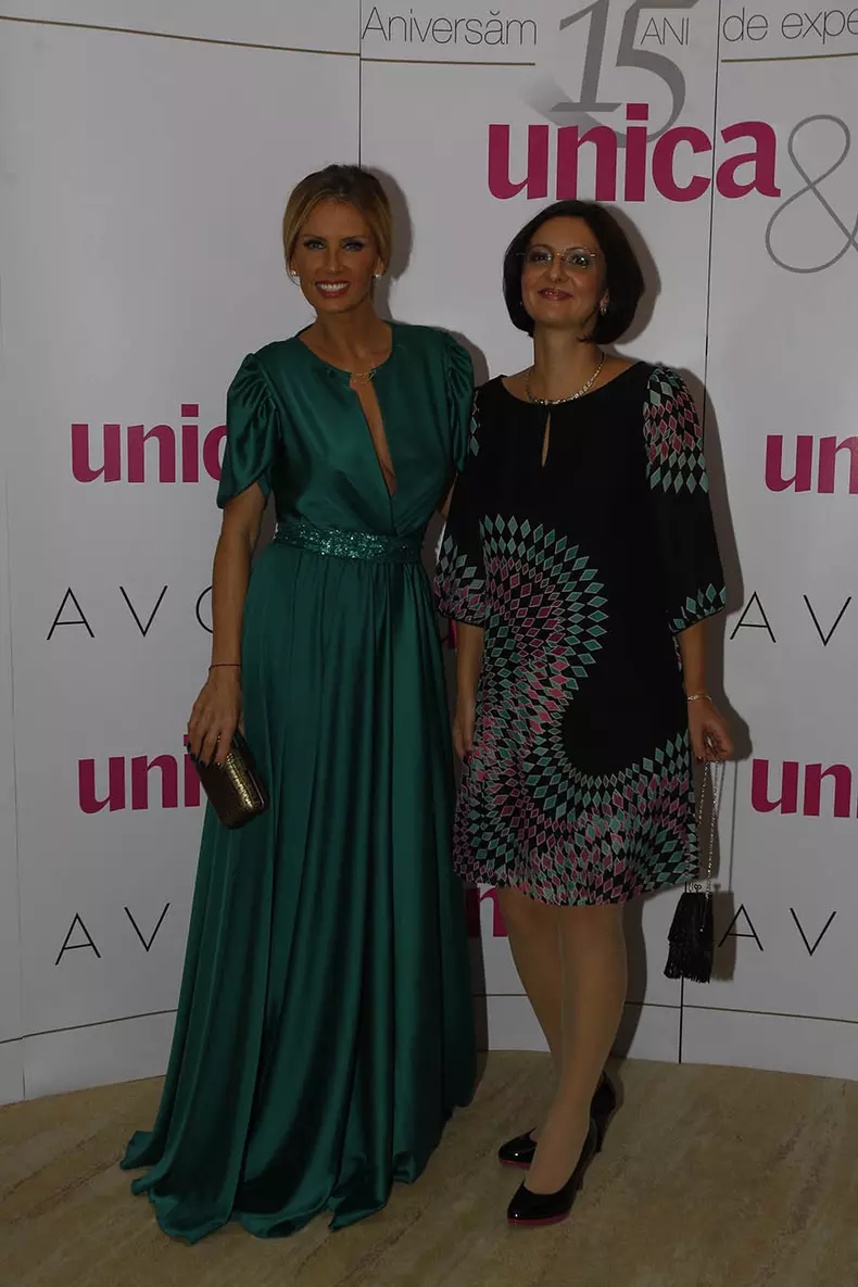 laura_davidescu_andreea_banica.jpg