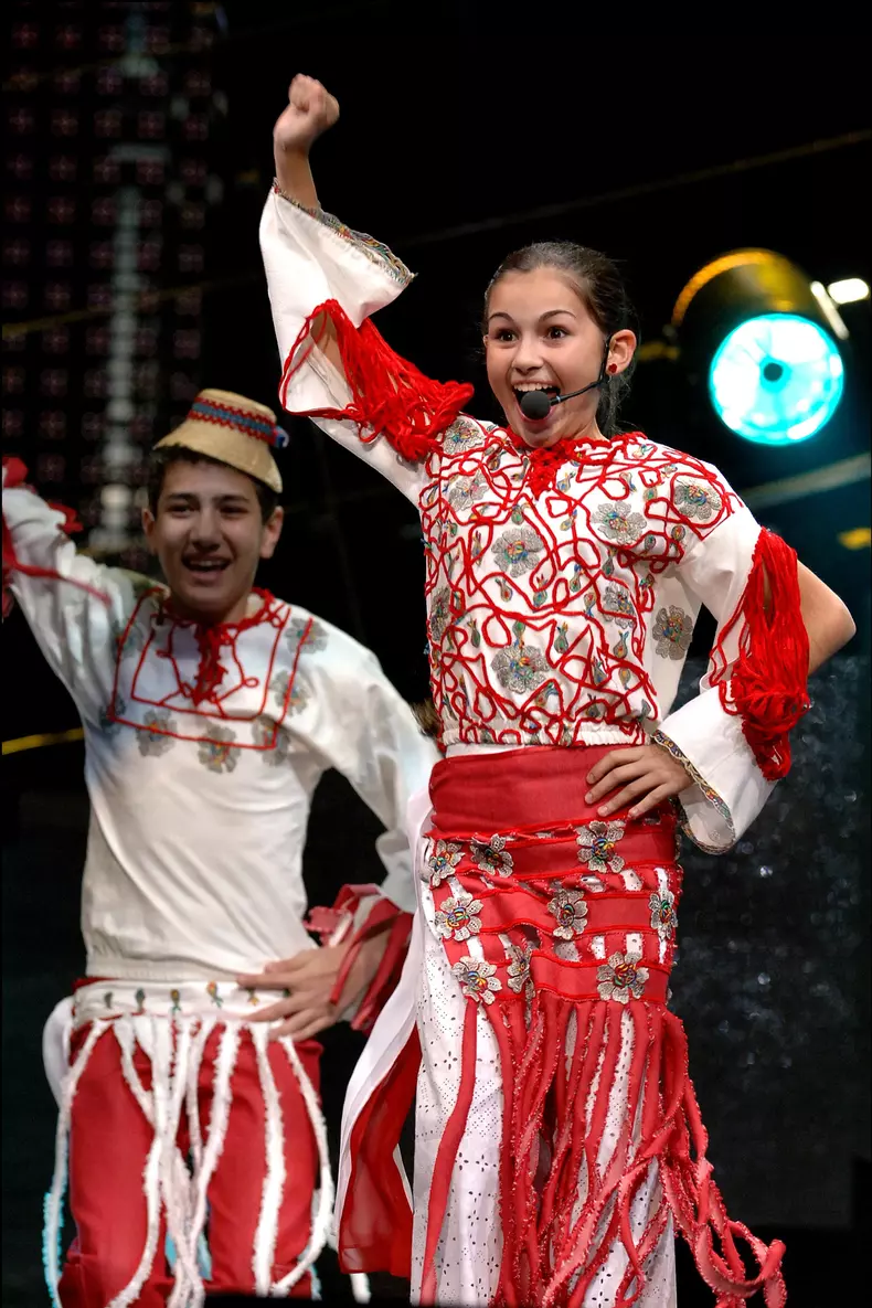 alina-eremia-junior-eurovision-2005