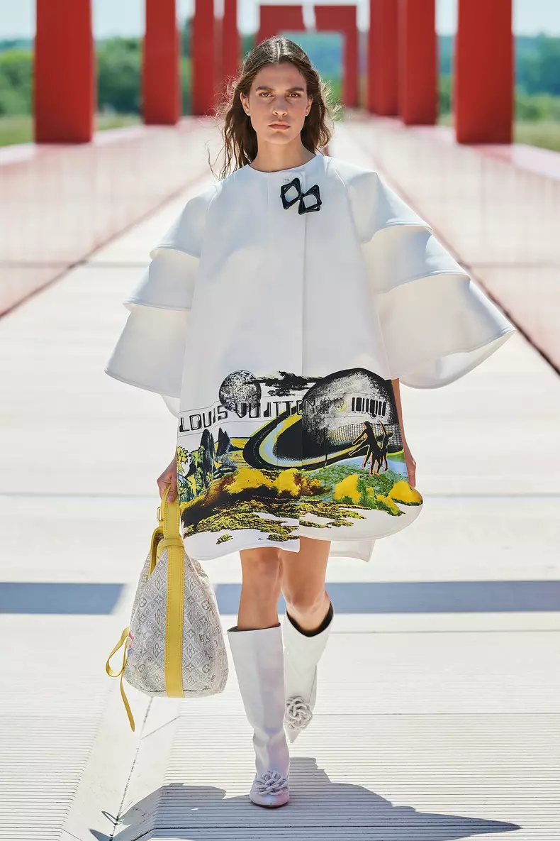 Louis Vuitton Paris Resort 2022