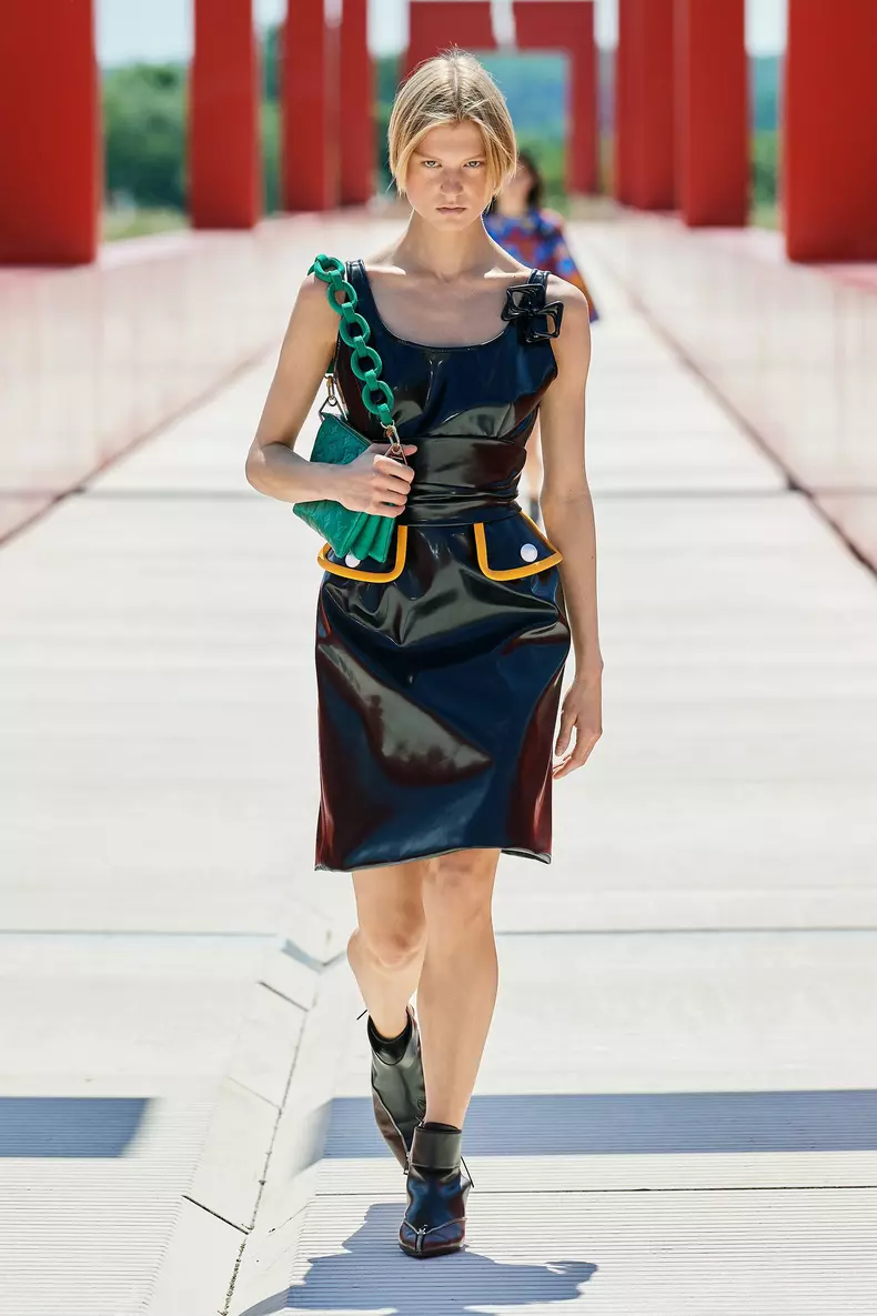 Louis Vuitton Paris Resort 2022