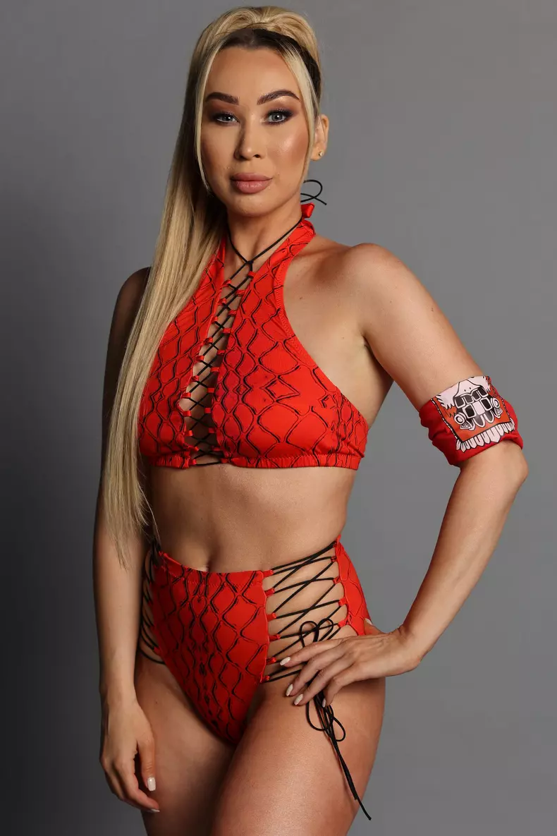 Xonia Survivor România 2022