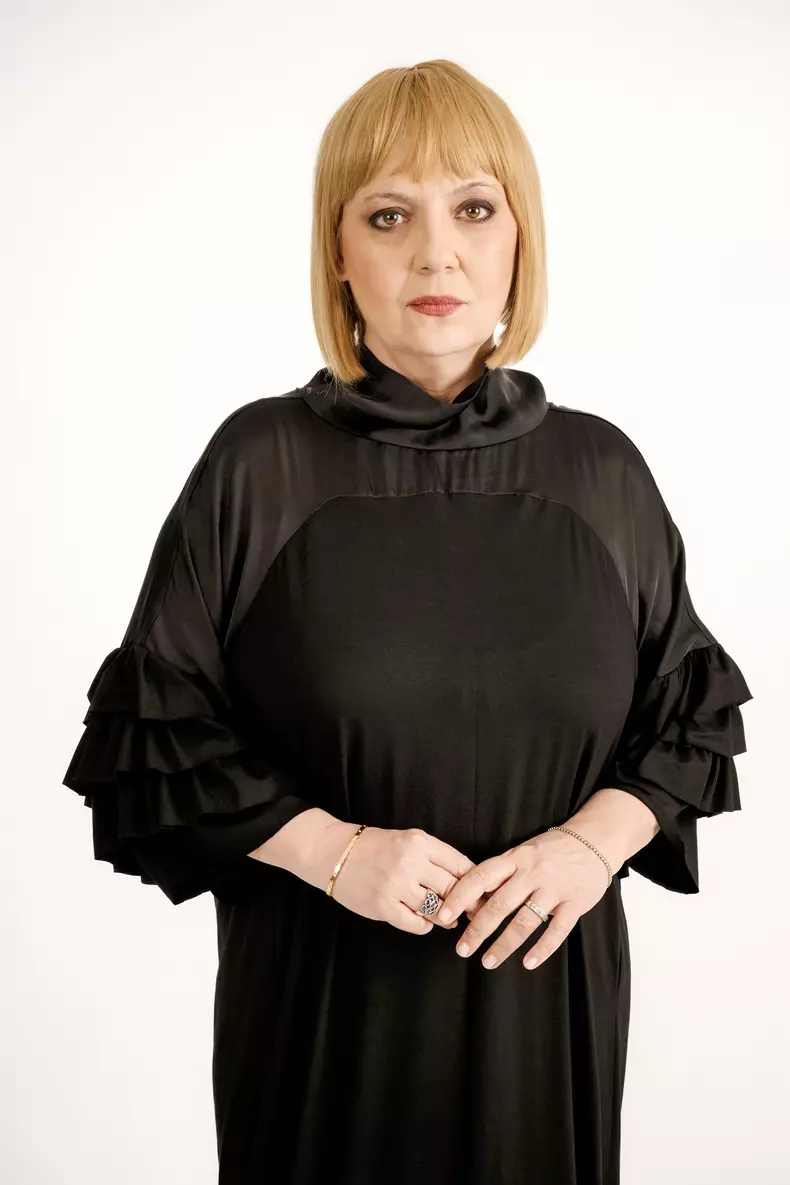 Emilia Popescu_2