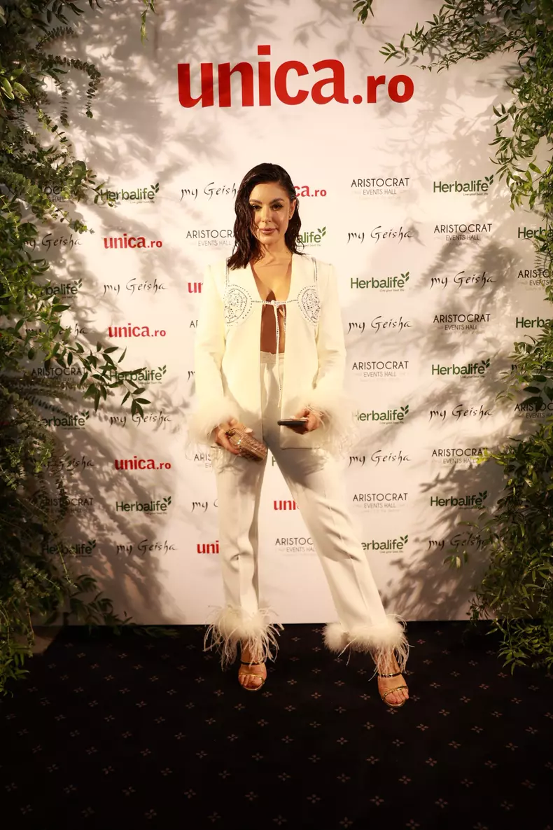 natalia-mateut-la-premiile-unica-2024-1
