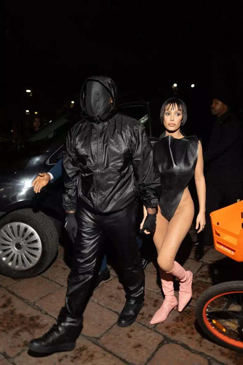 No Instagram - Kanye West et sa femme Bianca Censori quittent l'after-party du défilé Marni lors de la Fashion Week à Milan