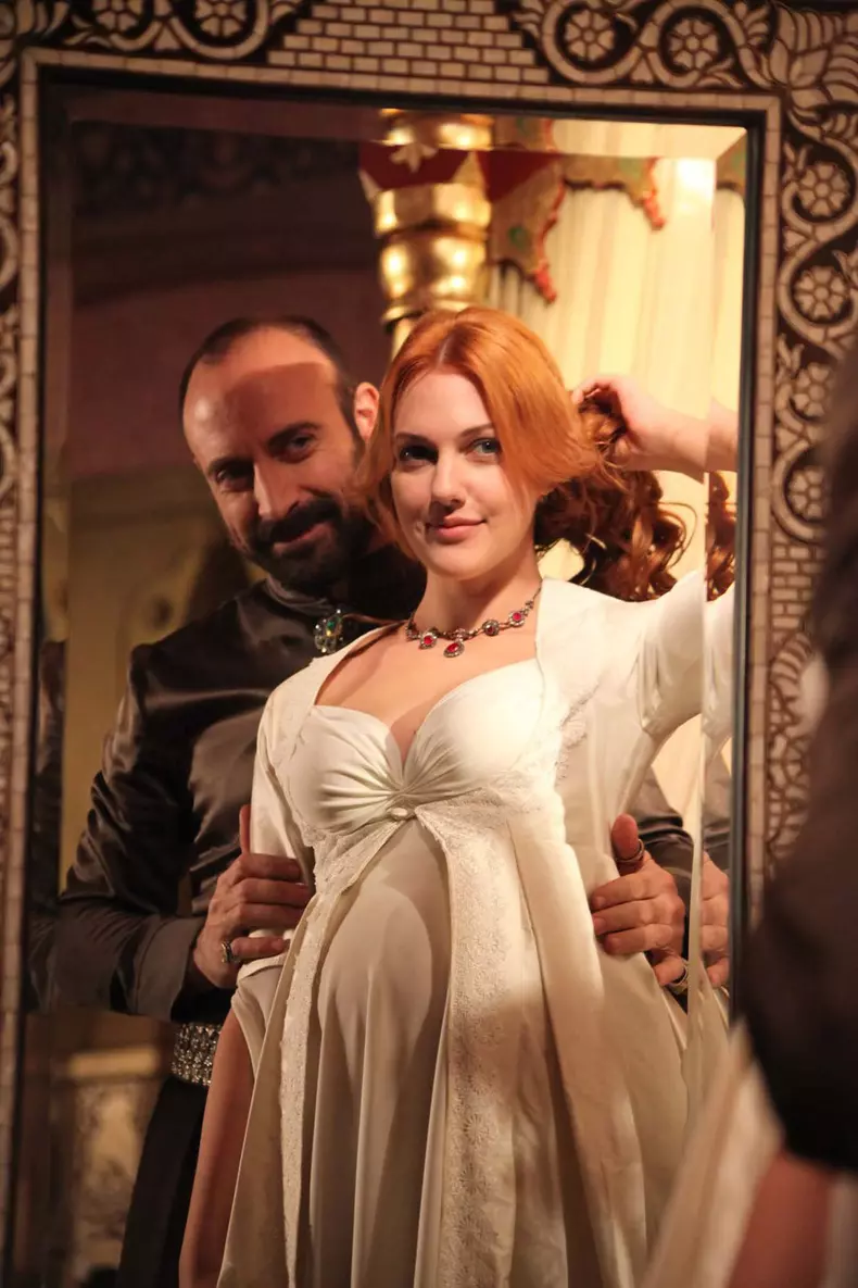 MUHTESEM YUZYIL