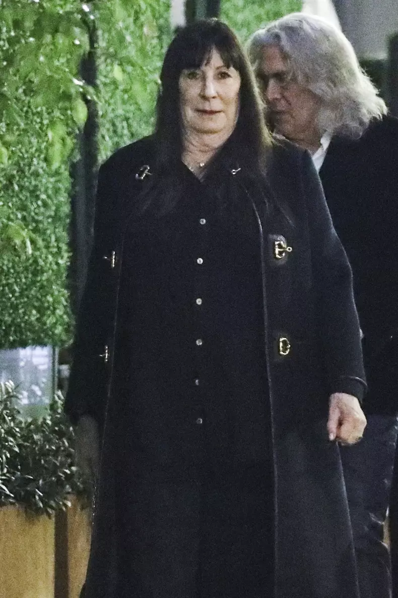 *EXCLUSIVE* Anjelica Huston enjoys a dinner at E Baldi in Beverly Hills