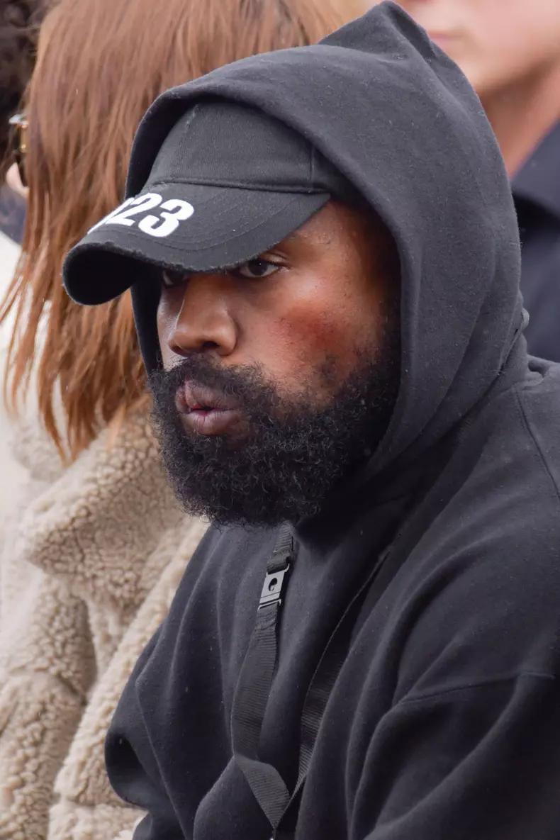 PFW - Givenchy Front Row