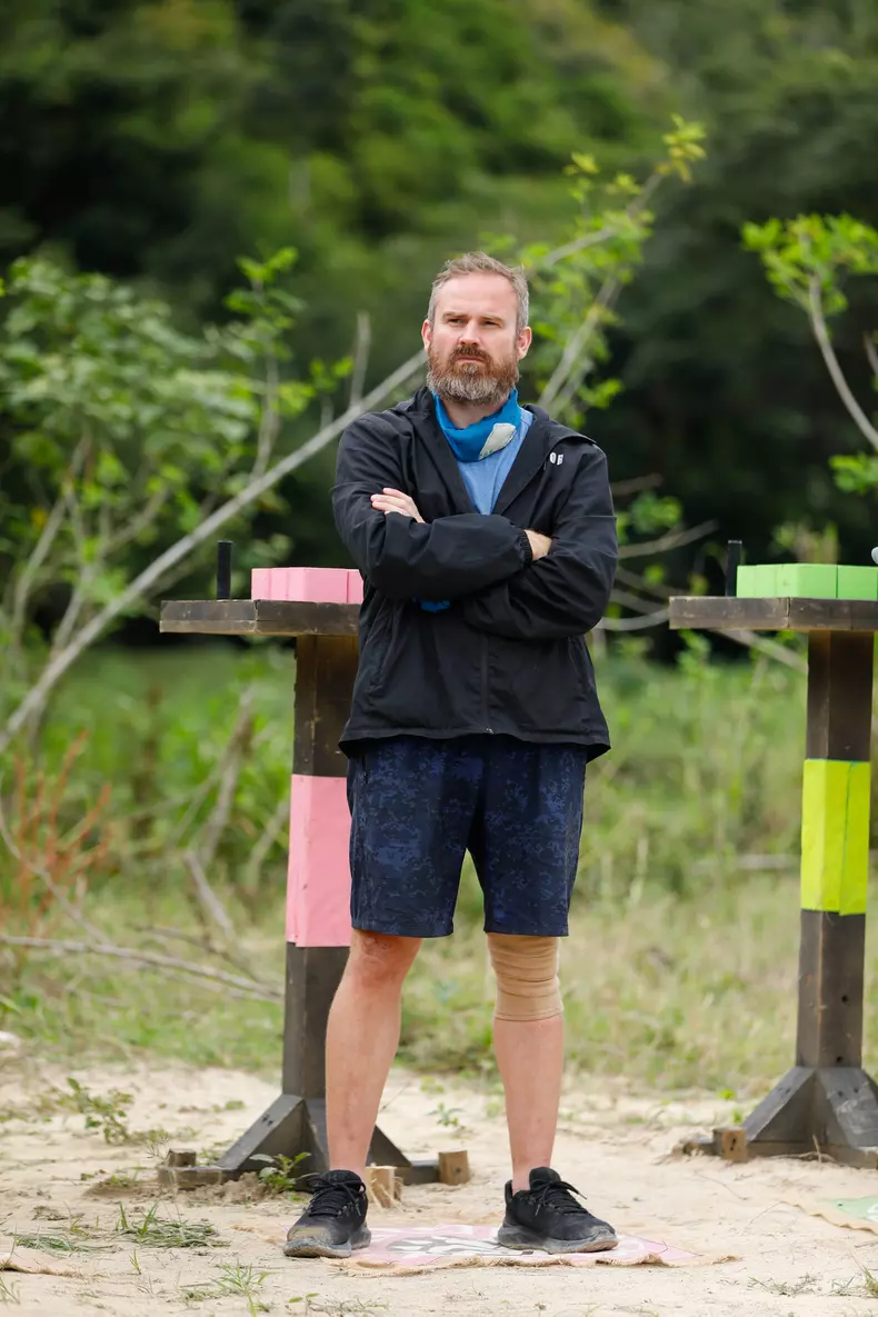 Nicu Grigore a parasit Survivor  (3)