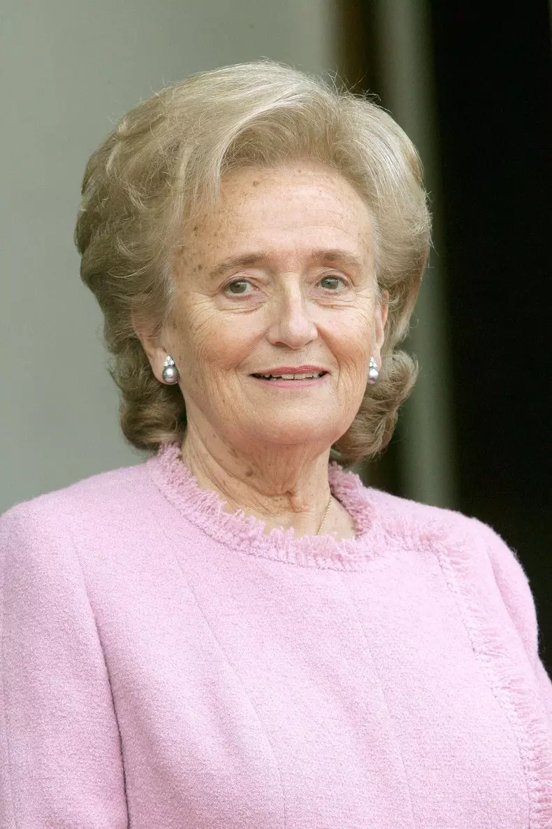Paris, France. 06th June, 2026. Bernadette Chirac, wife of former French President Jacques Chirac, has died at the age of 93. A steadfast supporter throughout her husband's political career, Bernadette Chodron de Courcel became an influential figure in Fr